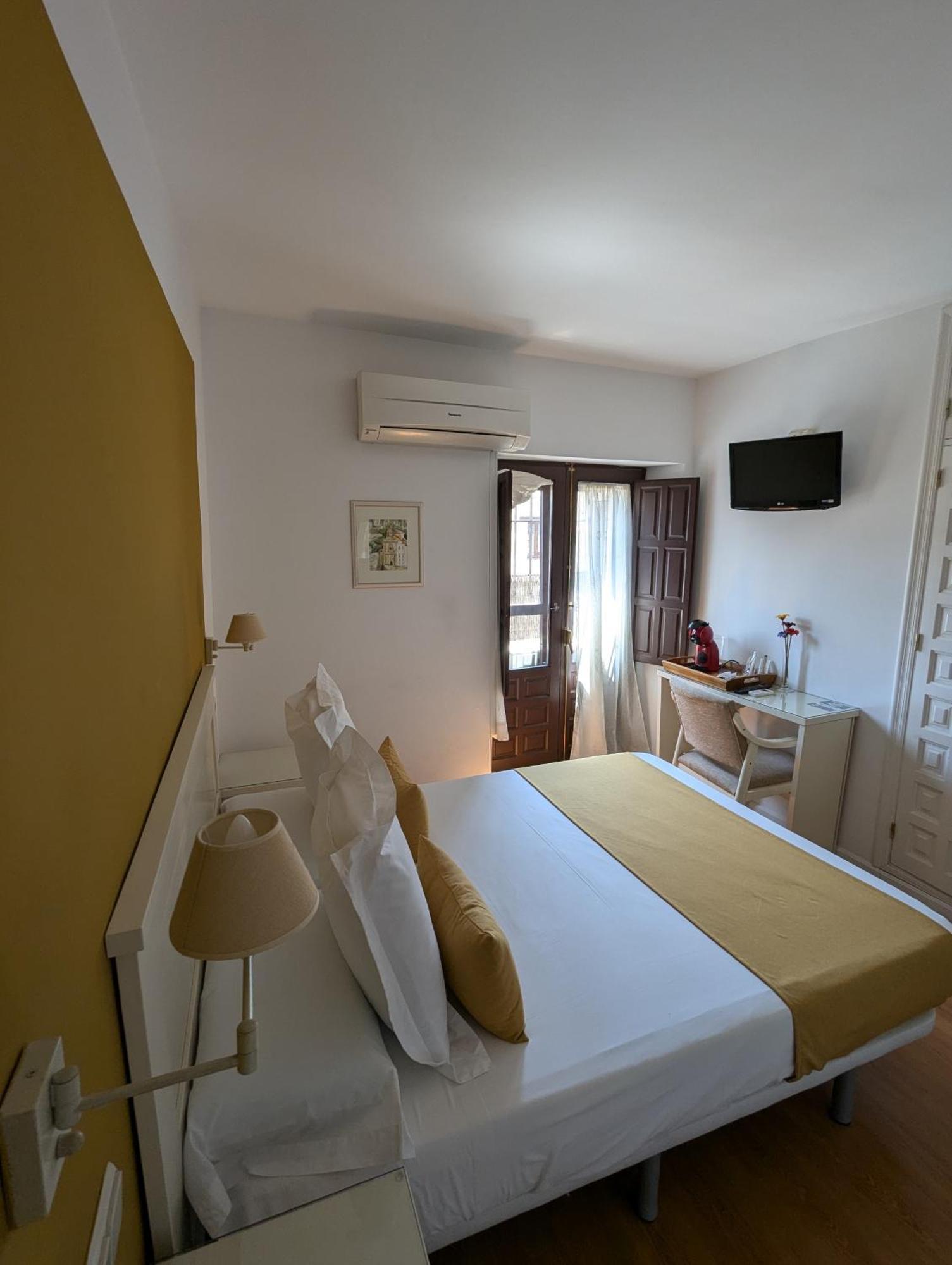 קואנקה Hostal Tabanqueta מראה חיצוני תמונה